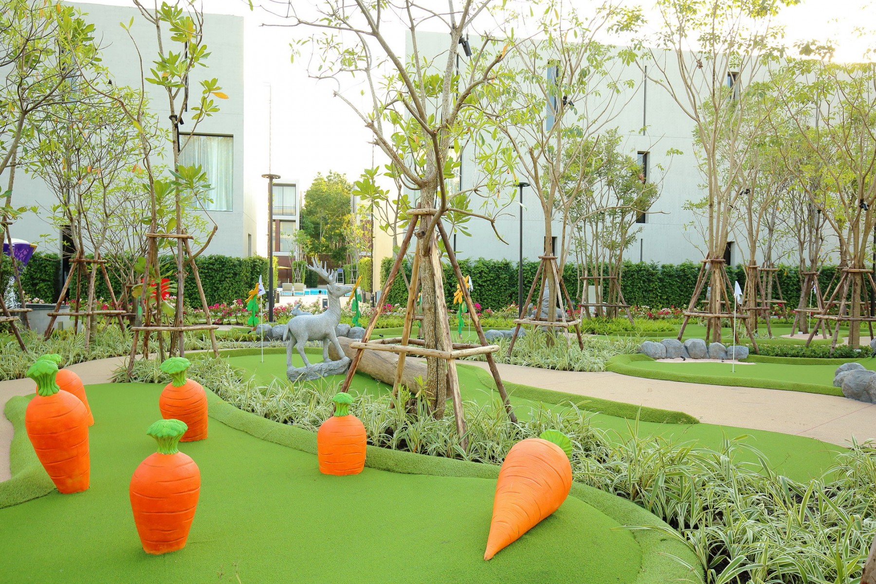 18 - hole mini golf